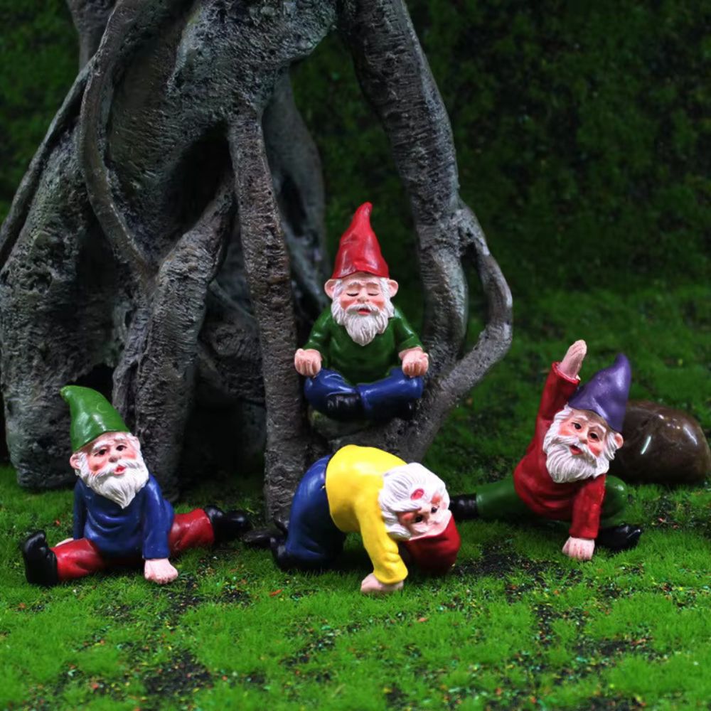 Lot de gnome de jardin composé de 4 pièces