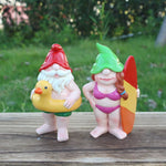 nain de jardin en maillot de bain 