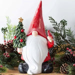 Nain de jardin père noël avec sapin